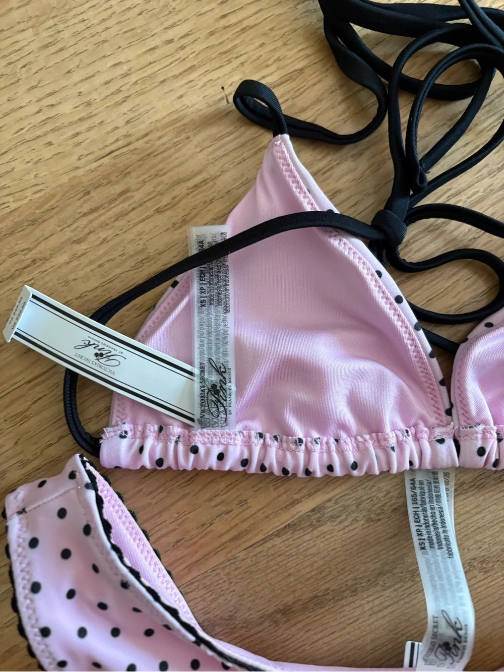 Frankie’s bikinis set